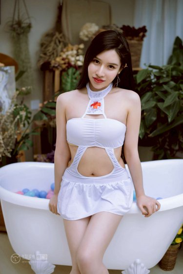 美女僵尸